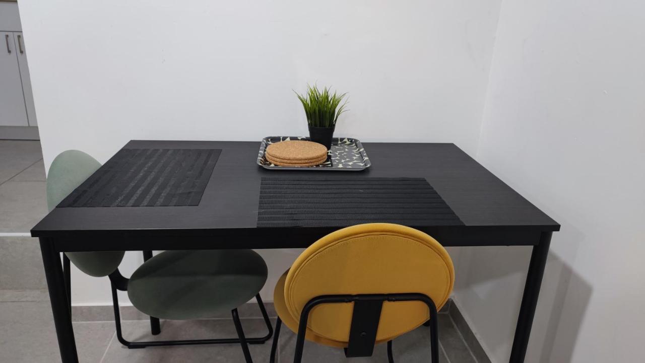 Studio Apartment 12 Minutes From Bahai'S Garden Hajfa Zewnętrze zdjęcie